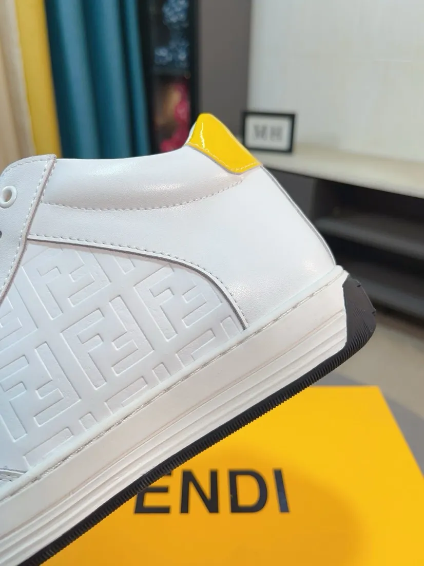 Ex-factory price 420🌹🌹【fendi Fendi】: 🔝High-end brand of men's shoes: high-top series: official website 1:1 latest masterpiece: the upper is made of brand fabric with imported cowhide technology, ➕🐑made in sheepskin👍, making walking more convenient and comfortable, a stunning work, compared with the official quality, the beautiful 1:1 replica [color]! Create a fashionable personality to set off your uniqueness! A must-have for trendy men! 🔥Size: 38-44.